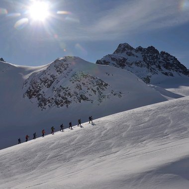 Gruppe von Skitourengehern