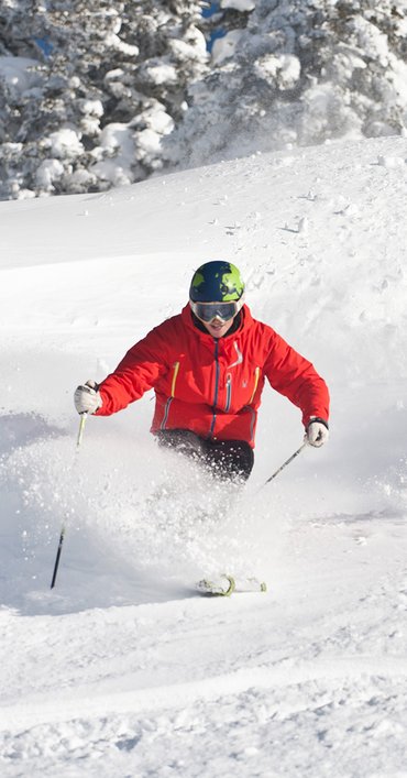 Freerider im Tiefschnee